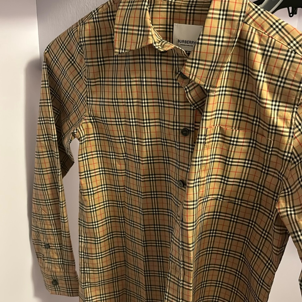 Boys Burberry shirt size 8
